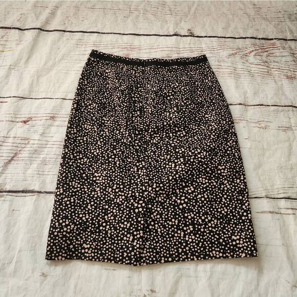 Boden Pink Dot Pencil Skirt Size 4 - Picture 2 of 5